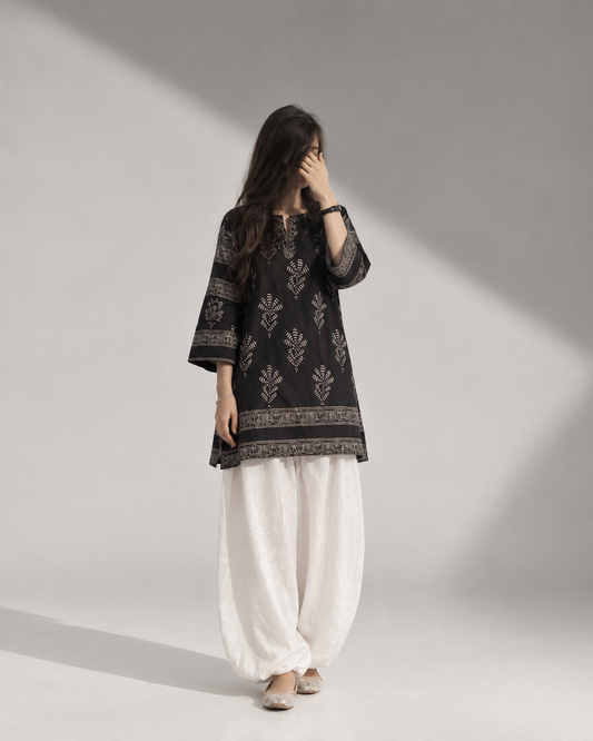 Black kurti set