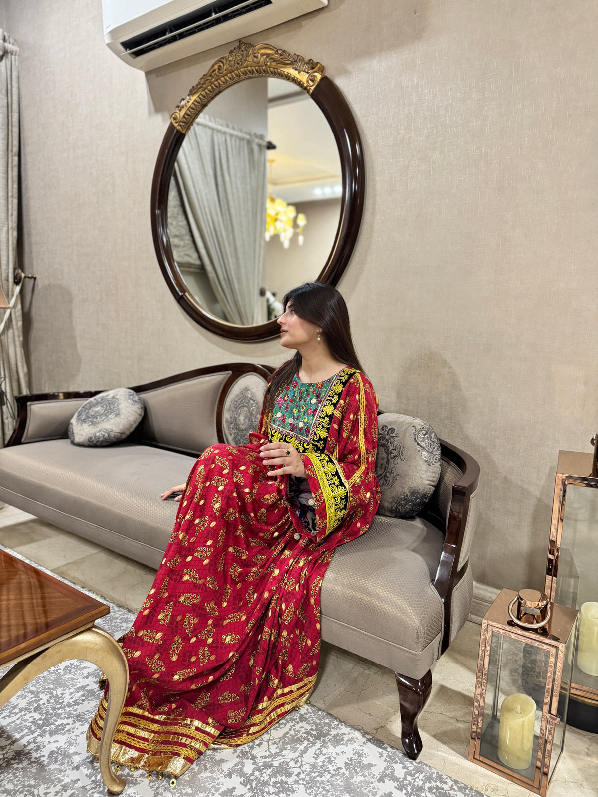 Surkh Kuchi Frock